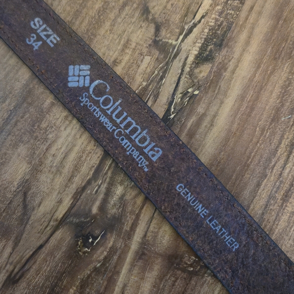 Size 34 Columbia Brown Leather Belt with Silver Buckle - Picture 2 of 6